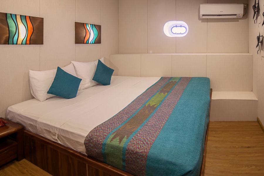 Carpe Diem Double Cabin