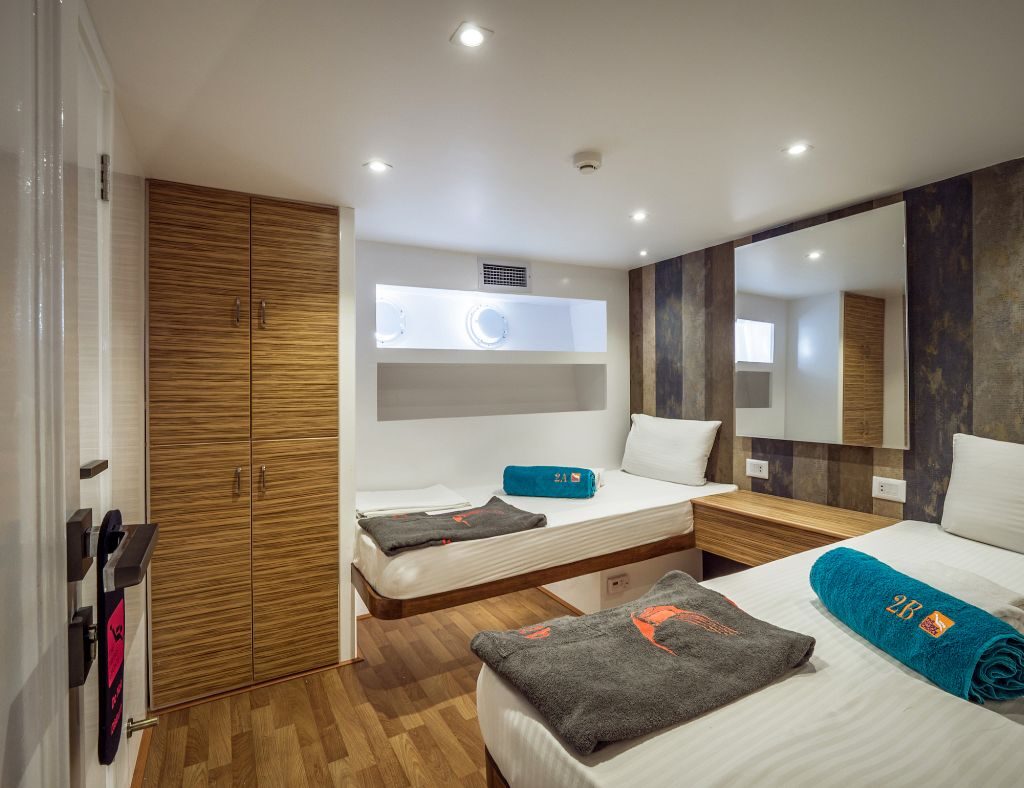 Lower_Deck_Cabin_Emperor_Elite