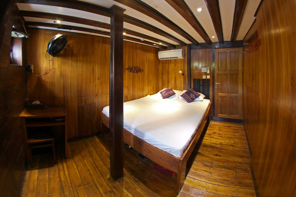 IMG_0629_lower_deck_single_cabin_11