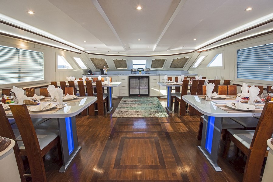 contessa-mia-dininng_9b433_lg