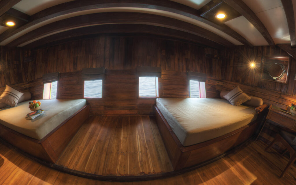 d1_below-deck_master-cabin-5_03jpg