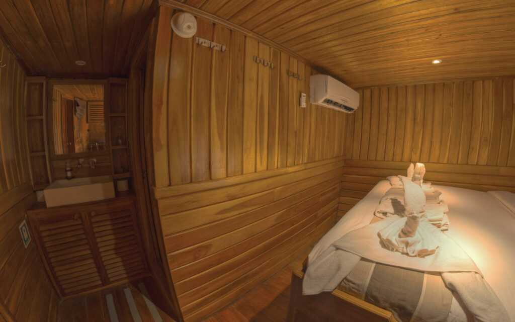 d1_bridge-deck_cabin-7_02jpg