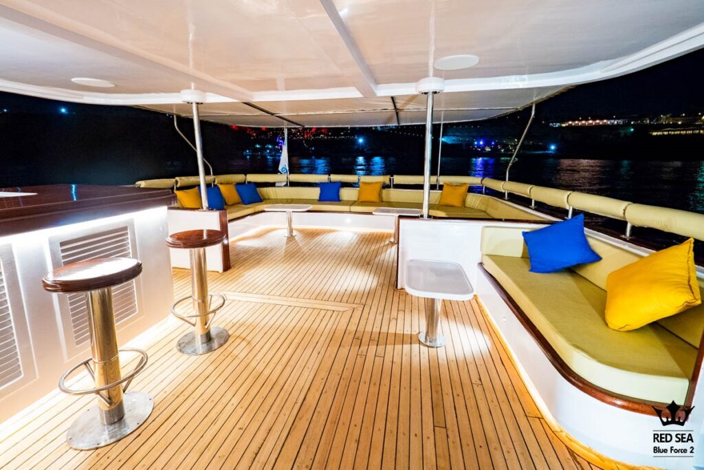 Red_Sea_Blue_Force_2_10_topdeck