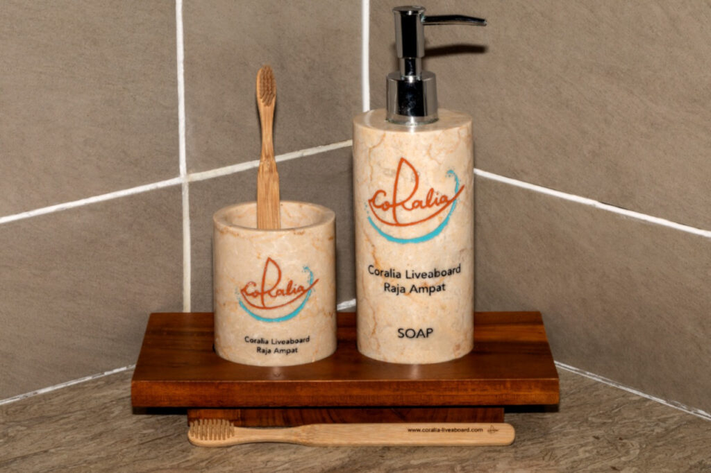 Coralia-Liveaboard-Bathroom-Amenities