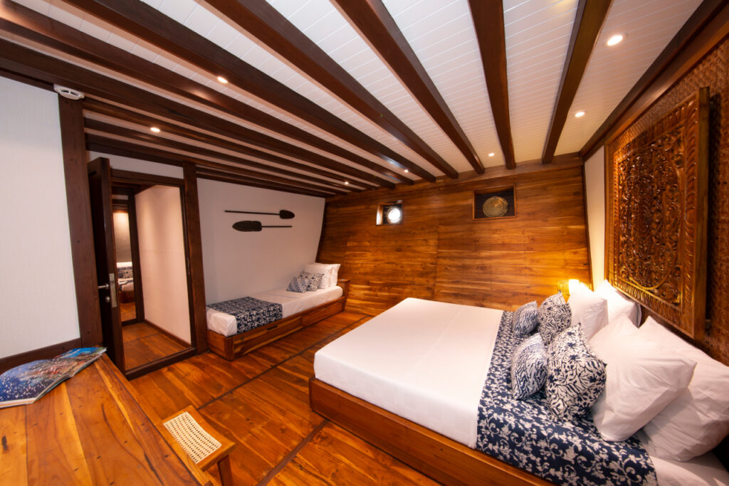 Coralia-Liveaboard-Lower-Deck-Double-Cabin