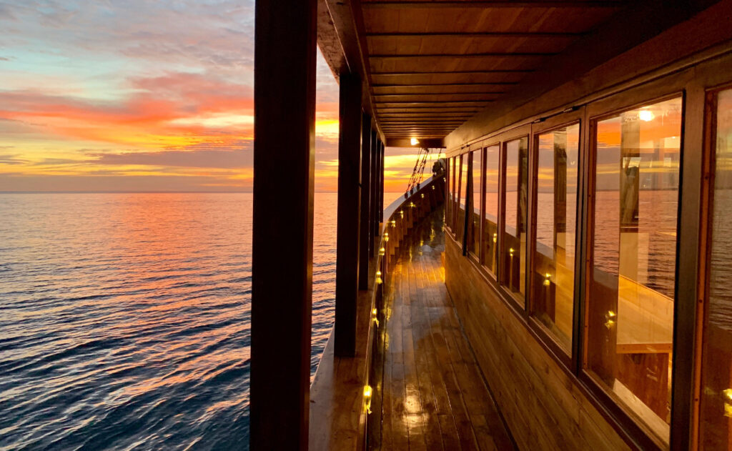 Coralia-Liveaboard-Side