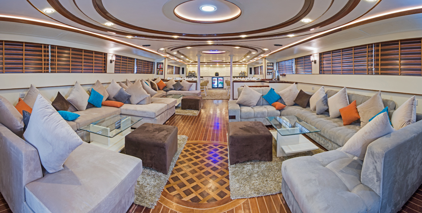GrandSeaExplorer_Salon
