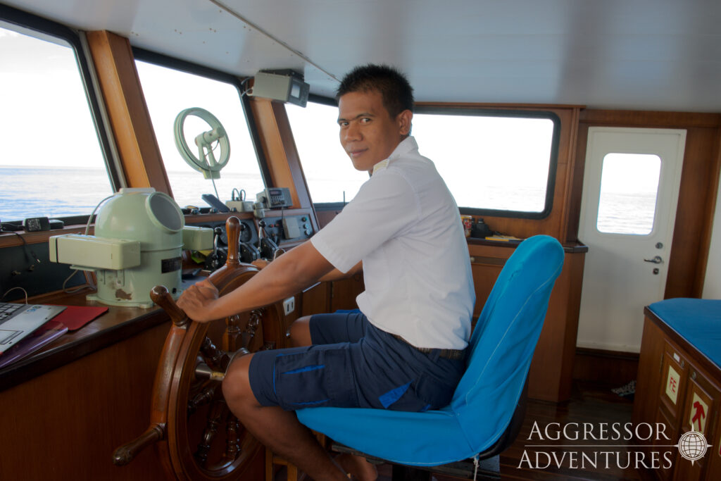 Raja-Yacht31