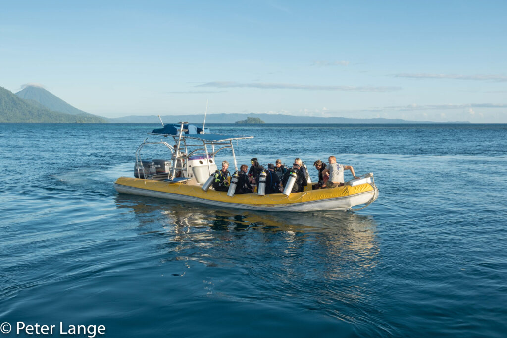 Dive Tender – Peter Lange