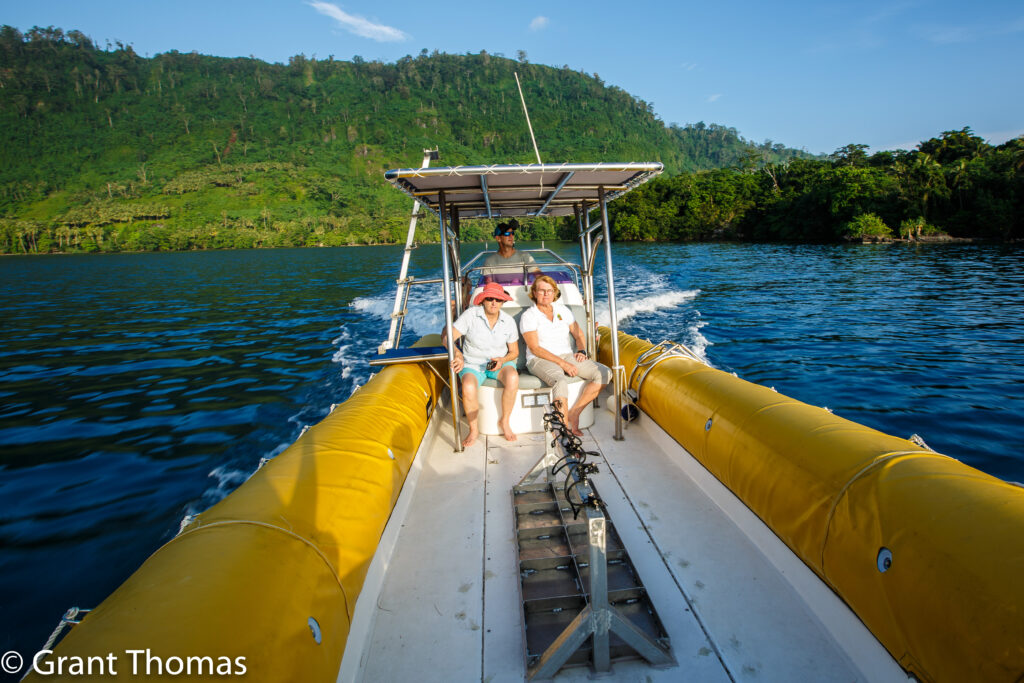Grant Thomas Dive Tender 002