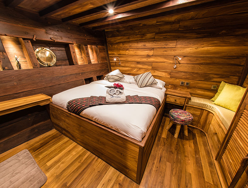 double-cabins-bed-large