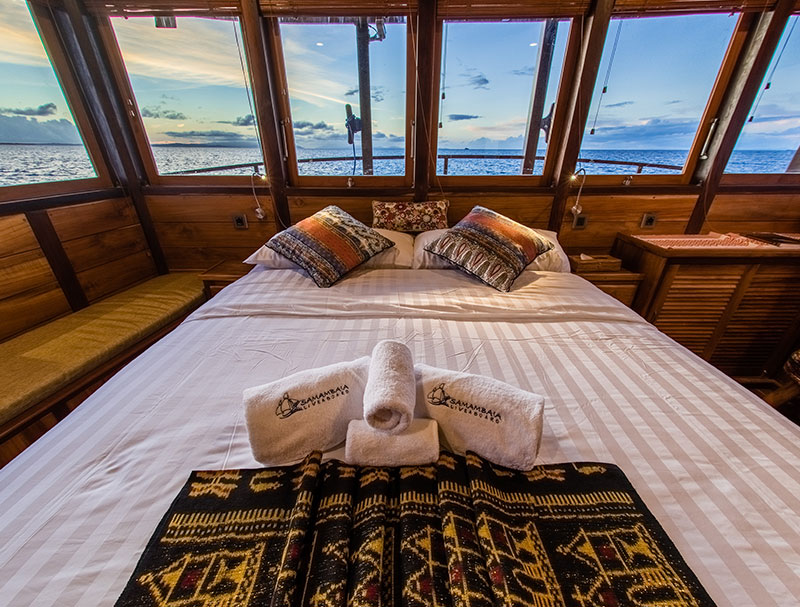 master-cabin-view-large